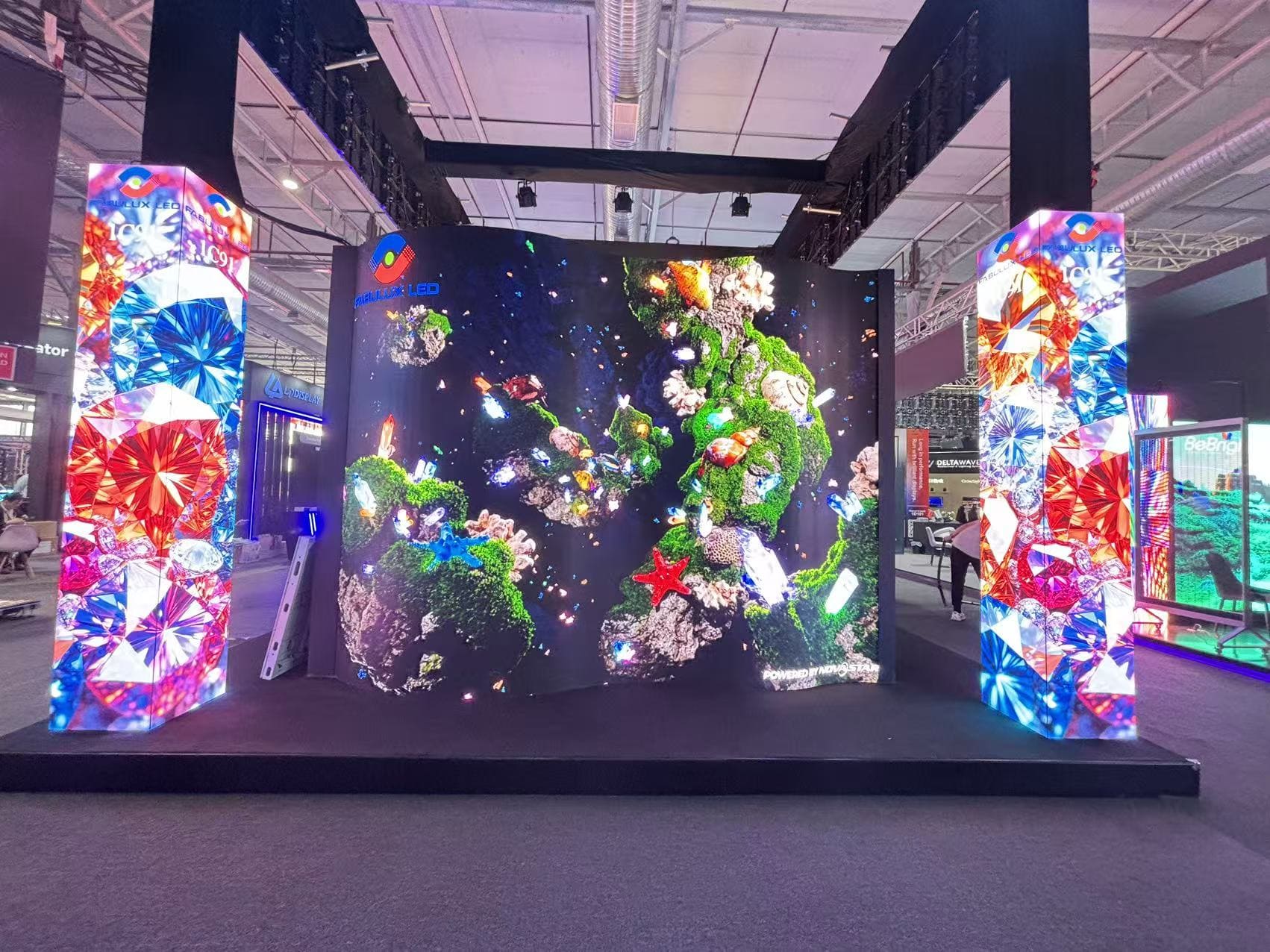 curved led display screen