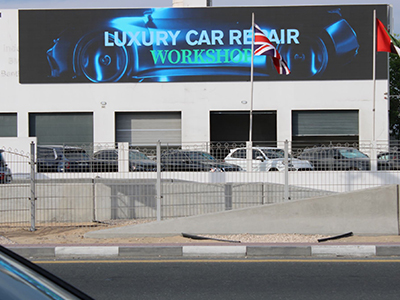 Dubai, Luxury Car Repair Workshop