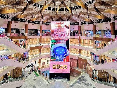  Ayala Mall Cebu the largest indoor LED Display 