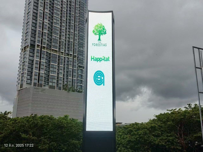 New Visual Landmark in Bangkok | Fabulux Platinum P6.67 Outdoor Curved LED Display 