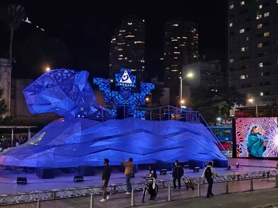 Fabulux Master Black LED Powers the Jaguara Touring Exhibition, Bogotá, Colombia