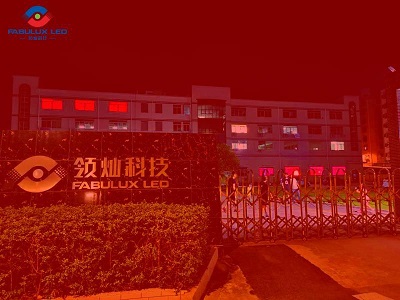 Fabulux Lights up Red To  Support Live Event Industry